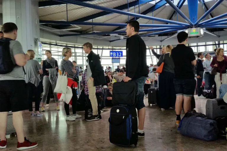 Flughafen ZH - Zwei Männer und 87 Kilo Drogen