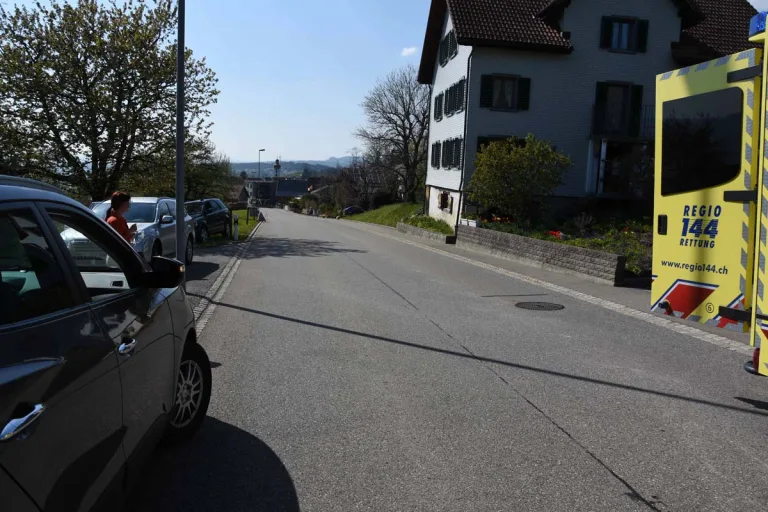 Gommiswald SG - 6-jähriges Kind von Auto angefahren