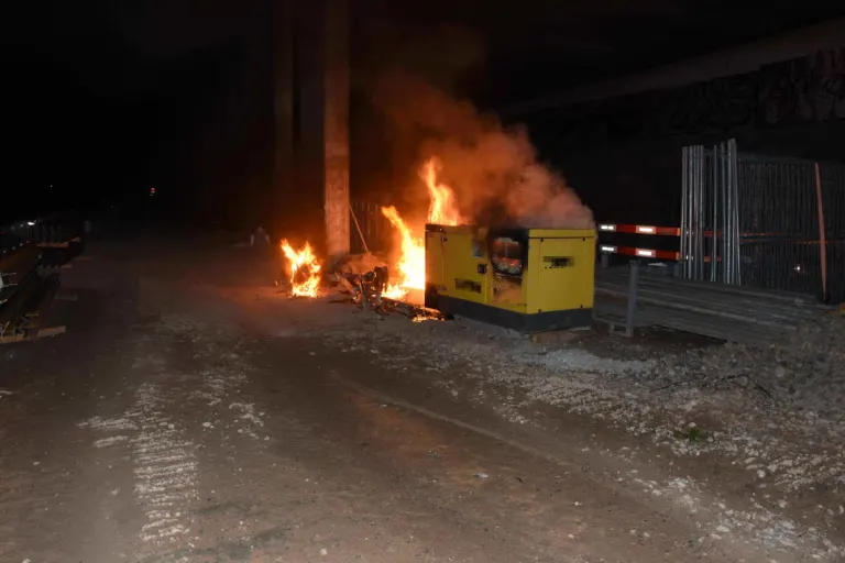 Schmerikon SG – Brand auf Baustelle an der Autobahn