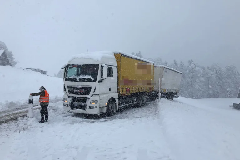 Kanton St.Gallen – 37 Verkehrsunfälle wegen Glätte
