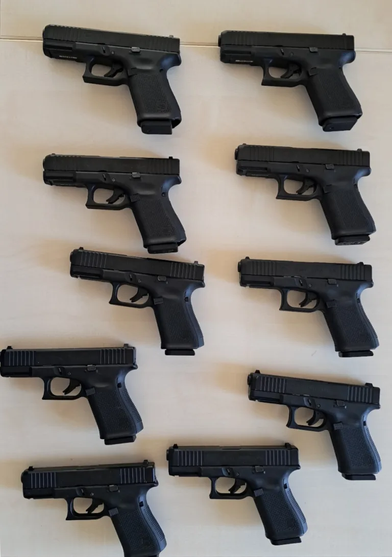 Köln/Wuppertal – Zollfahndung stellt 165 Schusswaffen sicher