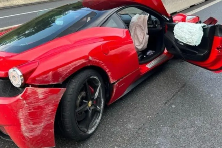 Unfall auf  A9 bei Yverdon VD – Flucht mit gestohlenem Ferrari endet mit Festnahme