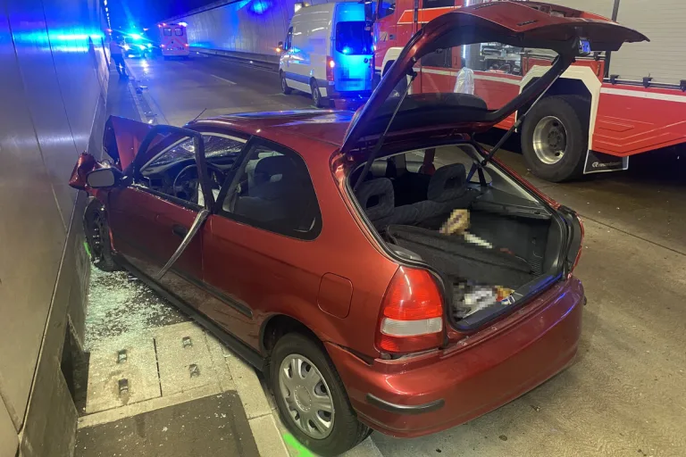 Unfall heute in Isenthal UR - Auffahrkollision im Seelisbergtunnel