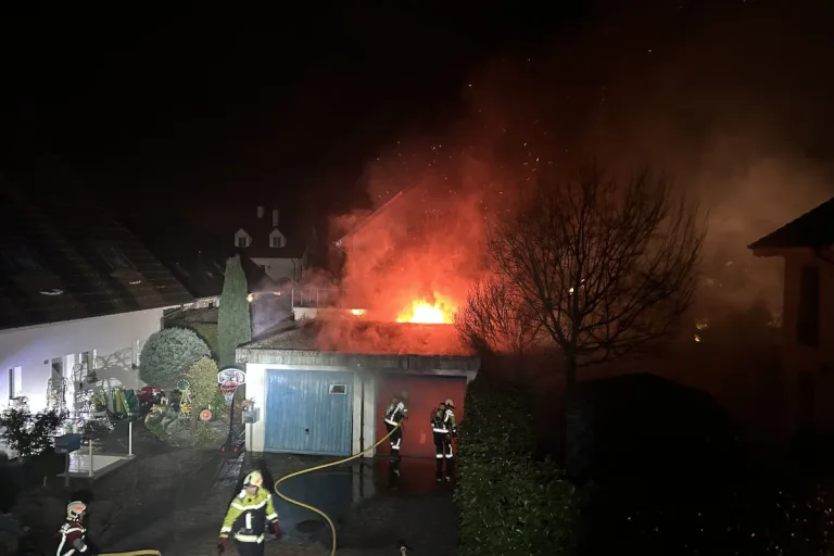 Fislisbach AG – Brand bei einer Doppelgarage