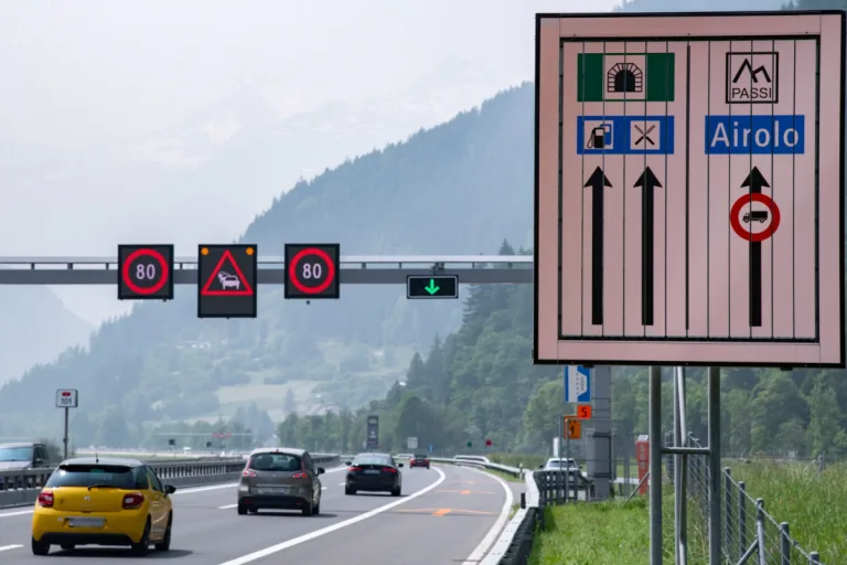 Ferienverkehr – ASTRA warnt vor langen Staus