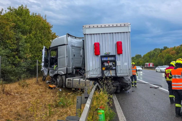 Loosdorf – Unfall mit Lkw auf A1 sorgt für stundenlange Staus
