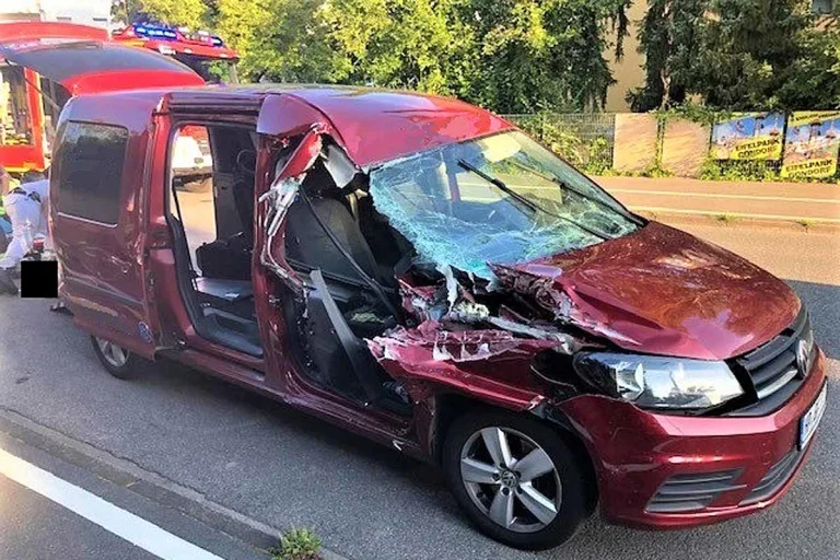 Worms - Wegen falschparkiertem LKW folgte ein tödlicher Verkehrsunfall