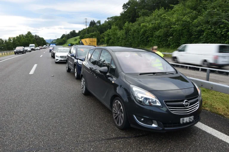 Rorschacherberg SG - Auffahrunfall auf der Autobahn A1