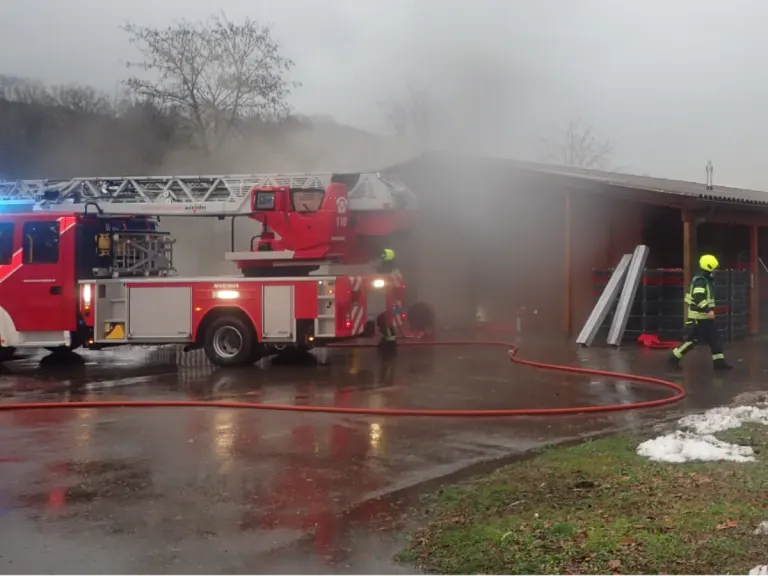 Weinfelden TG – Brand in Lagerhalle