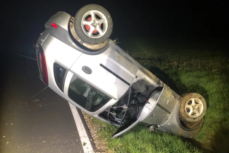 Kelberg - Unfallfahrer ließ sich von Ehefrau abholen