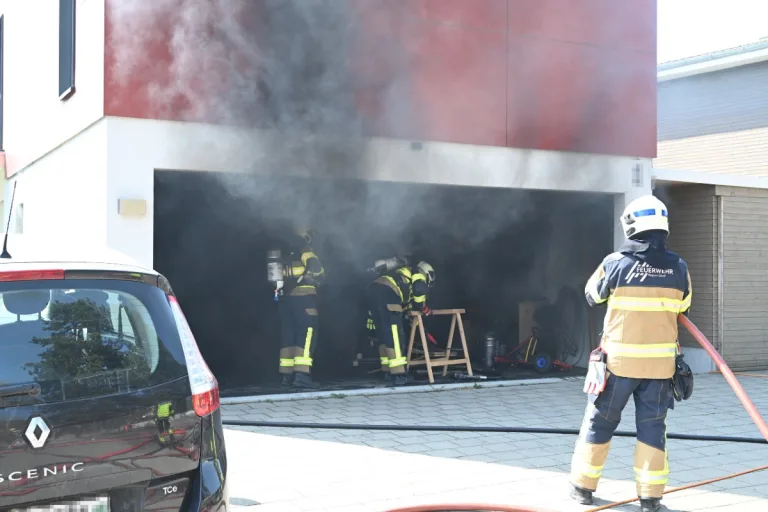  Zuzwil SG - Akku beim Laden in Brand geraten