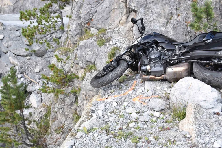 Tschierv, Susch, Sedrun, Zernez GR - Mehrere Unfälle innerhalb kürzester Zeit