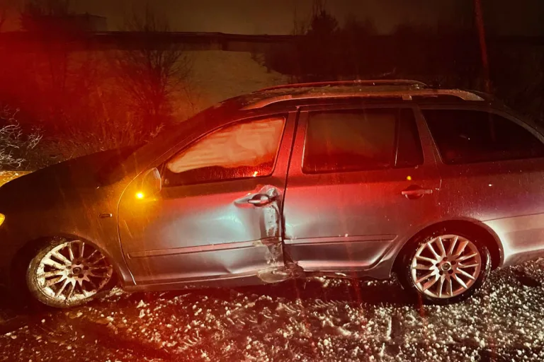 Altdorf UR – Selbstunfall auf schneebedeckter Strasse