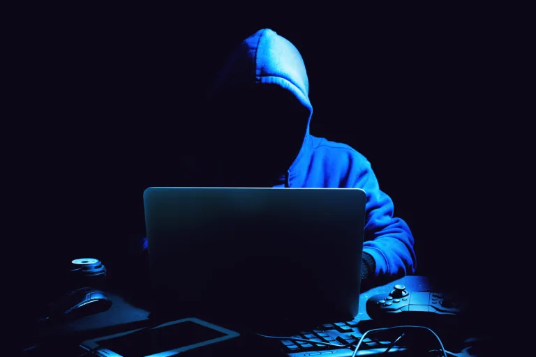 Kaiserslautern RP – Betrug per Fake-Warnmeldung auf Computer