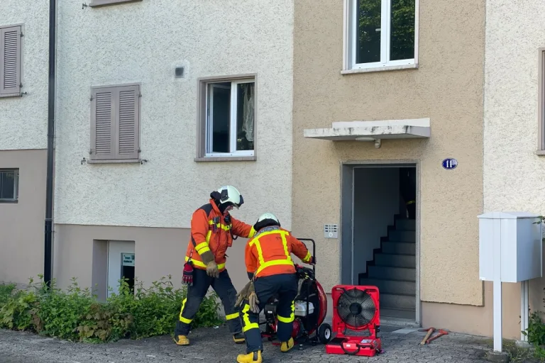 St.Gallen - Junger Mann bei Verpuffung in Wohnung verletzt