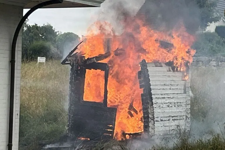 Anwil BL - Brandstifterin nach der Tat festgenommen 