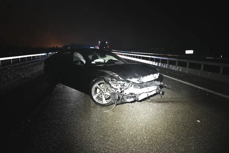 Vilters SG – Alkoholisiert auf der A13 verunfallt 