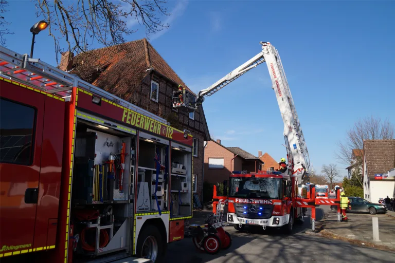 Wathlingen – Zwei Personen bei Brand im Treppenhaus gerettet