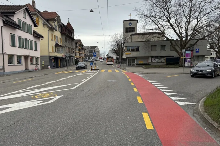St.Gallen - Fussgänger von Bus touchiert
