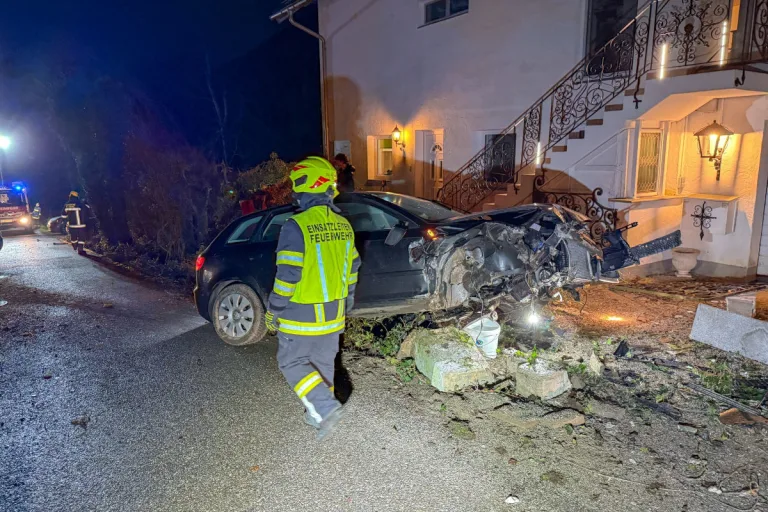 St. Lorenz OÖ – Probefahrt endet mit Unfall und drei Verletzten
