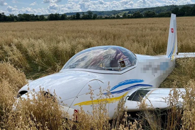 Grenchen SO – Notlandung von Motorflugzeug
