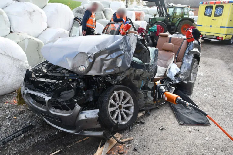 Chur GR – Zwei verletzte Personen nach schwerem Selbstunfall