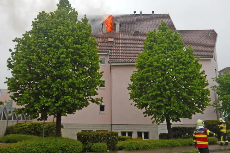 Erlen TG – Brand einer Dachwohnung