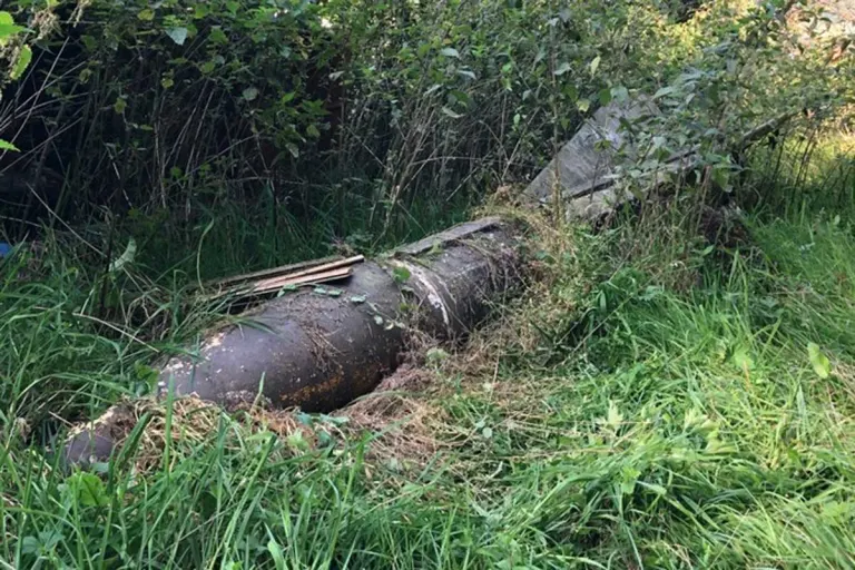 Kreis Minden-Lübbecke - Fünf Meter lange Rakete beschäftigt Polizei