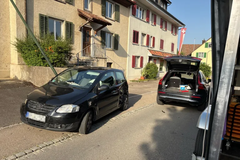 Thayngen SH – Bei Unfall gegen Kandelaber geprallt