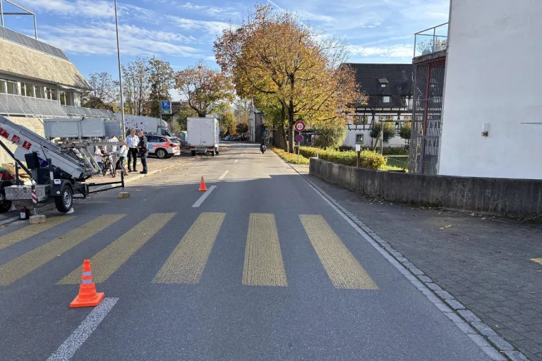 Stein am Rhein SH – Knabe kollidiert auf Velo mit Auto