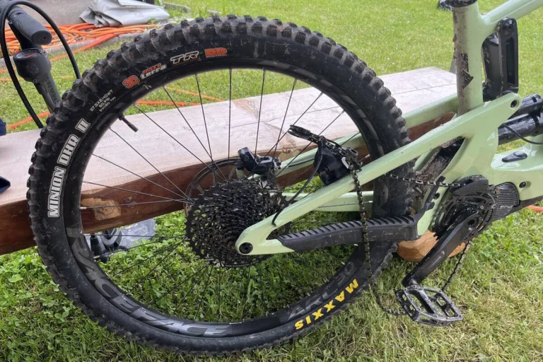 Flumserberg SG - Mann überfährt E-Bike