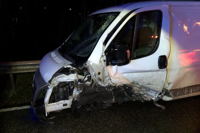 Wolfstein – Verkehrsunfall mit Personenschaden und hohem Sachschaden