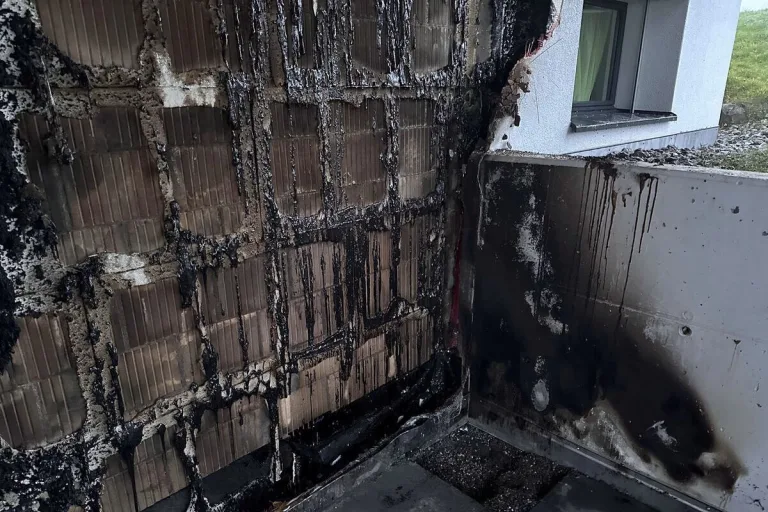 Steinerberg SZ – Hausfassade in Brand