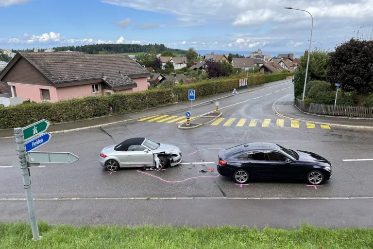 Stadt St. Gallen – Zwei verletzte Personen bei Unfall