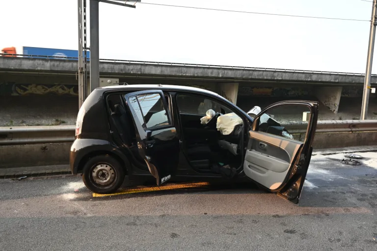 Frontalkollision in St. Margrethen – Autolenkerin verletzt sich bei Unfall
