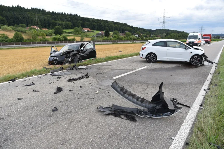 Walterswil SO – Unfall mit drei Verletzten