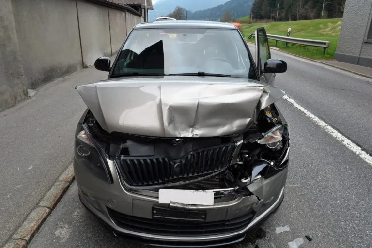 Escholzmatt-Marbach LU - Kantonsstrasse wegen Unfall zeitweise gesperrt