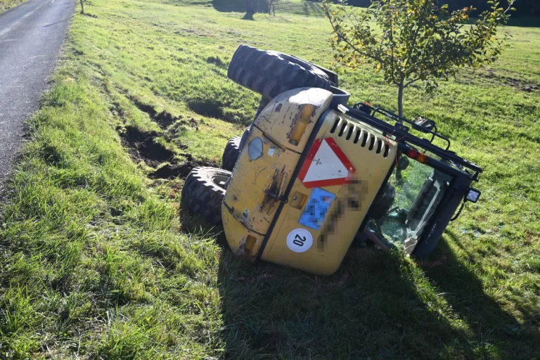 Wattwil SG - Mann nach Unfall mit Radlader von der Rega geborgen