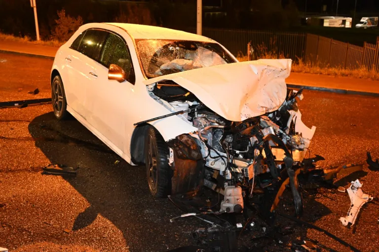 Unfall in Bazenheid - Heftige Frontalkollision zwischen zwei Autos