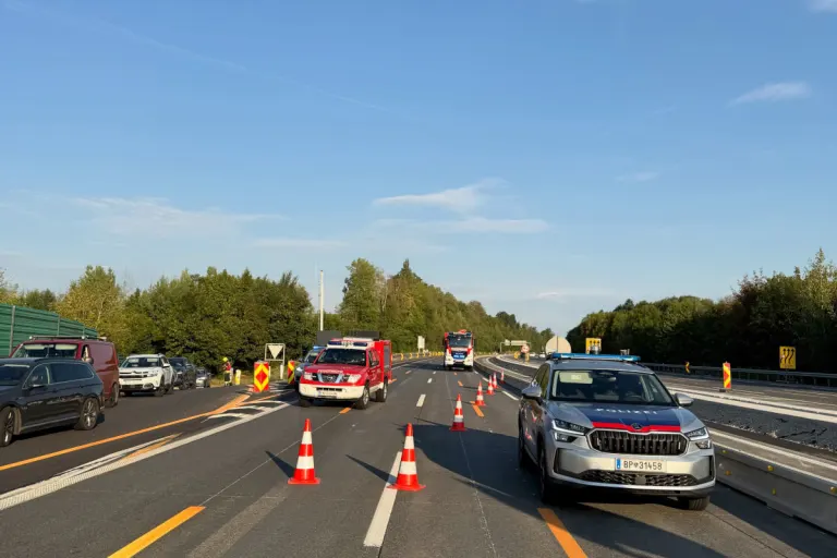 Haag – Vier Verletzte nach schwerem Unfall