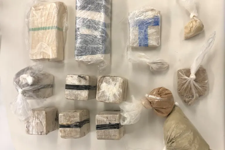 Kanton Bern - Anklage in bandenmässig organisiertem Heroinhandel