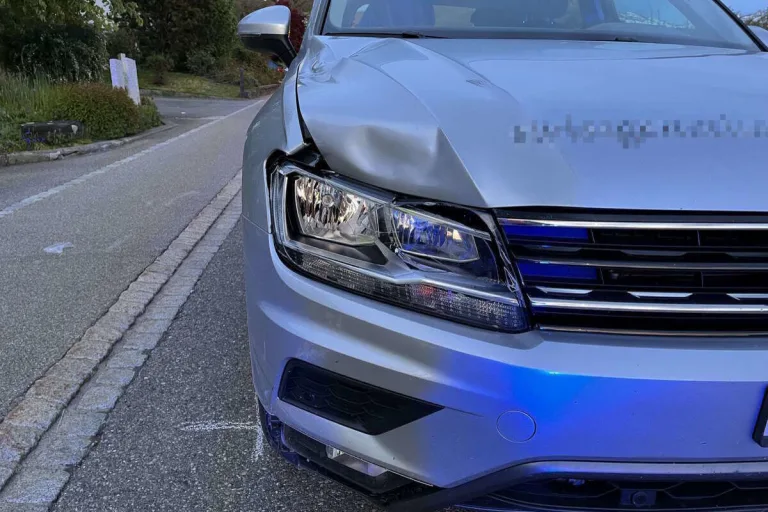 Gommiswald SG - Fussgängerin von Auto erfasst