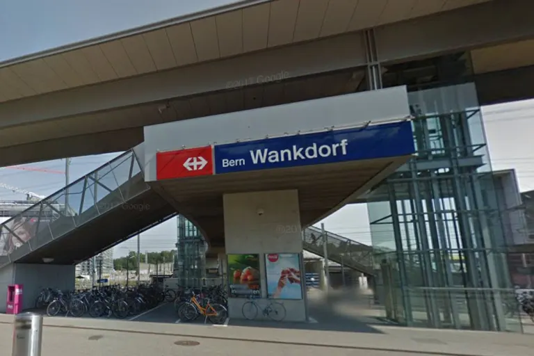 Bern – Mann nach Cupfinal bei Bahnhof von Zug erfasst