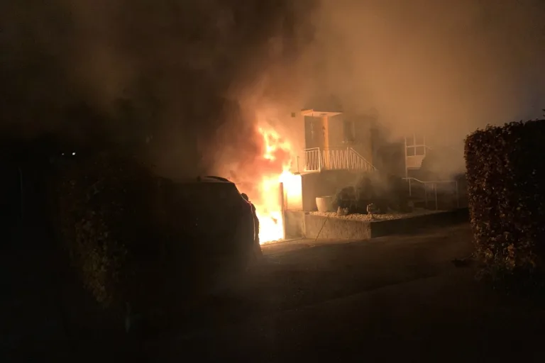 Widnau SG - Garage in Vollbrand geraten