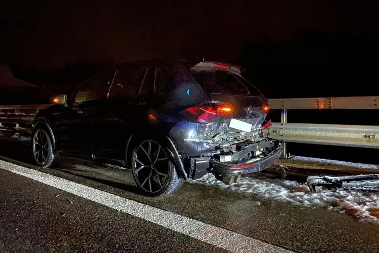 A14 Baar ZG – Selbstunfall auf der A14
