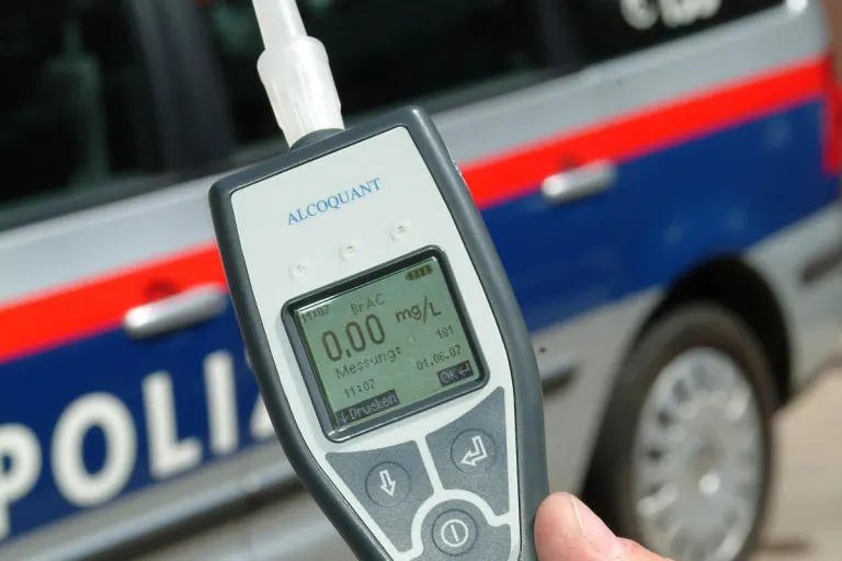Wallsee-Mitterkirchen – Kind ohne Sicherung im Auto transportiert
