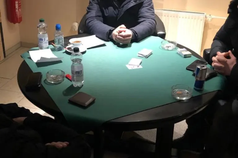Bochum - Durch Geheimtür ins "Casino"