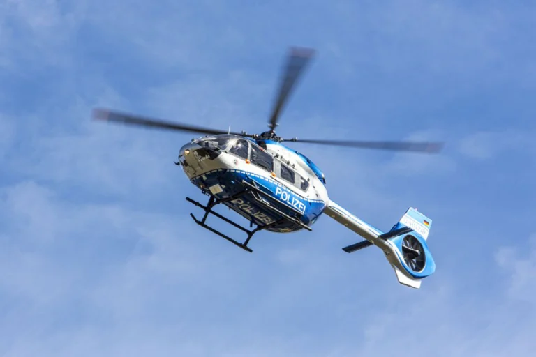 Velbert – Raubüberfall auf Tankstelle mit Messer