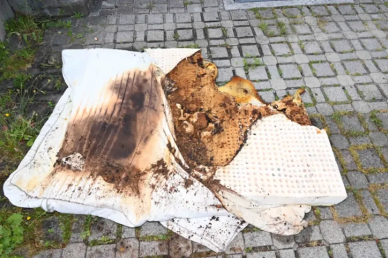 Brand heute in Baar ZG - Glimmbrand in einer Matratze