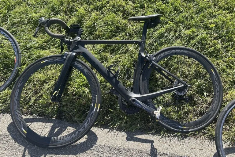 Heiden AR – Zwei Velofahrende bei Unfall verletzt